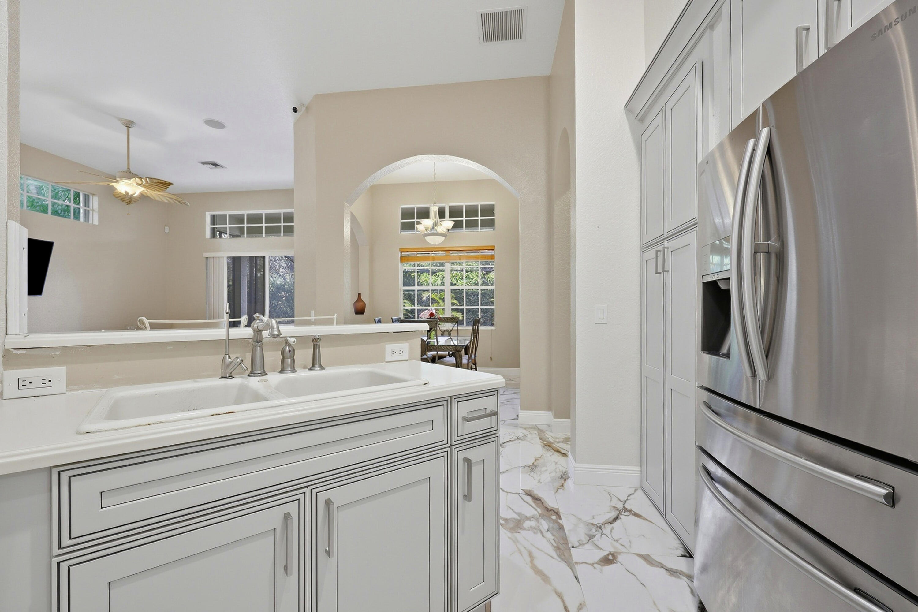 123 Via Santa Cruz Jupiter, FL 33458 - Photo 11 of 32 009_F8_123_Via_Santa_Cruz