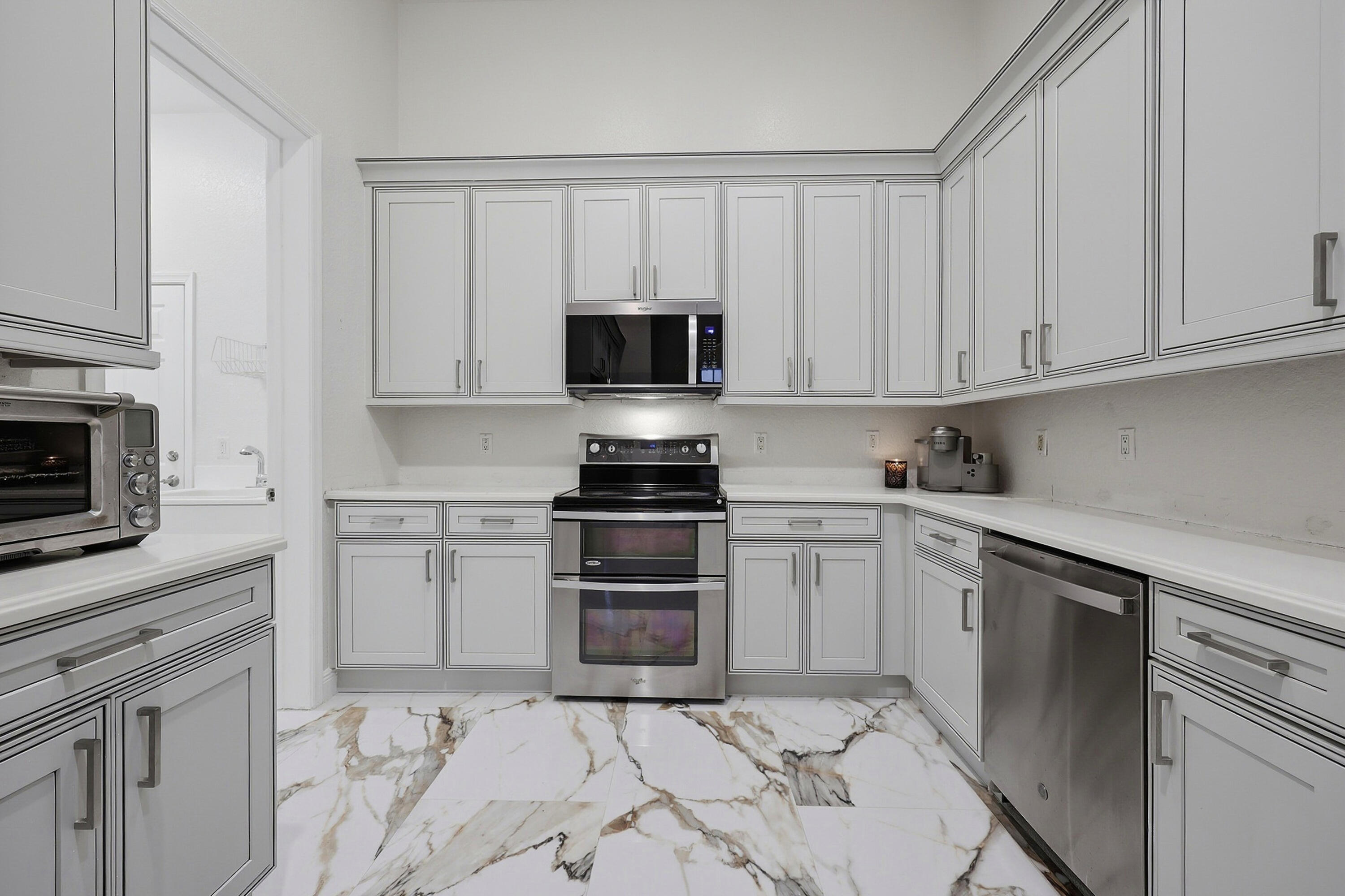 123 Via Santa Cruz Jupiter, FL 33458 - Photo 9 of 32 010_F8_123_Via_Santa_Cruz