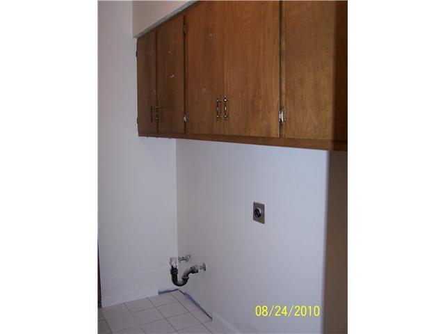 651 Greenwood Road Whitehall, OH 43213 - Photo 11 of 18