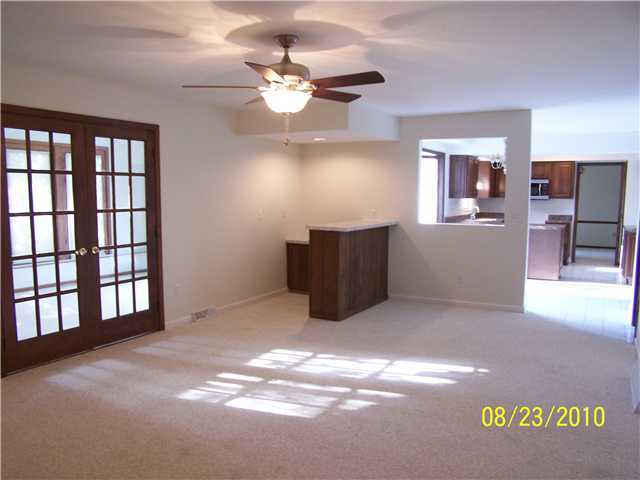 651 Greenwood Road Whitehall, OH 43213 - Photo 10 of 18
