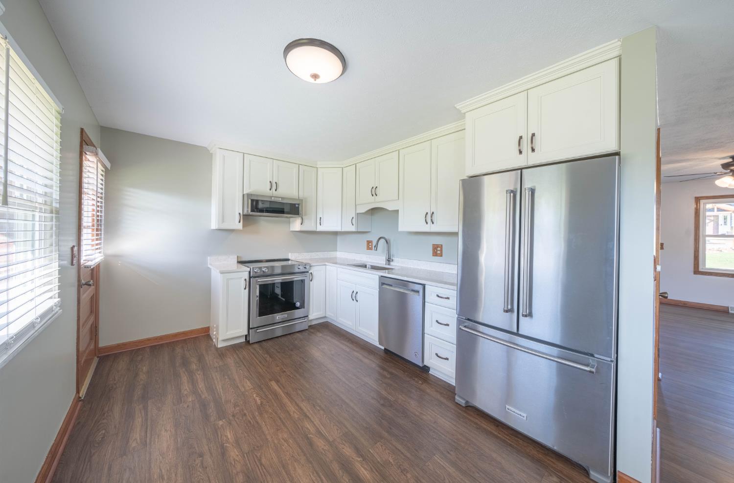 1506 Ritzmann Drive Lawrenceburg, IN 47025 - Photo 9 of 56