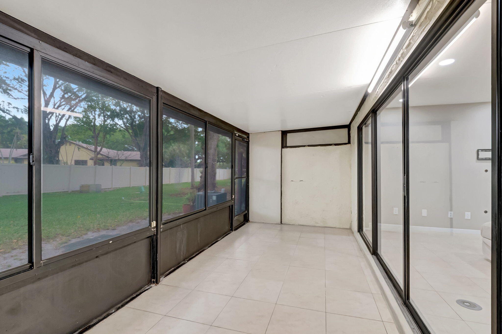 23424 Southwest 53rd Avenue, Unit B Boca Raton, FL 33433 - Photo 23 of 38 SUNROOM