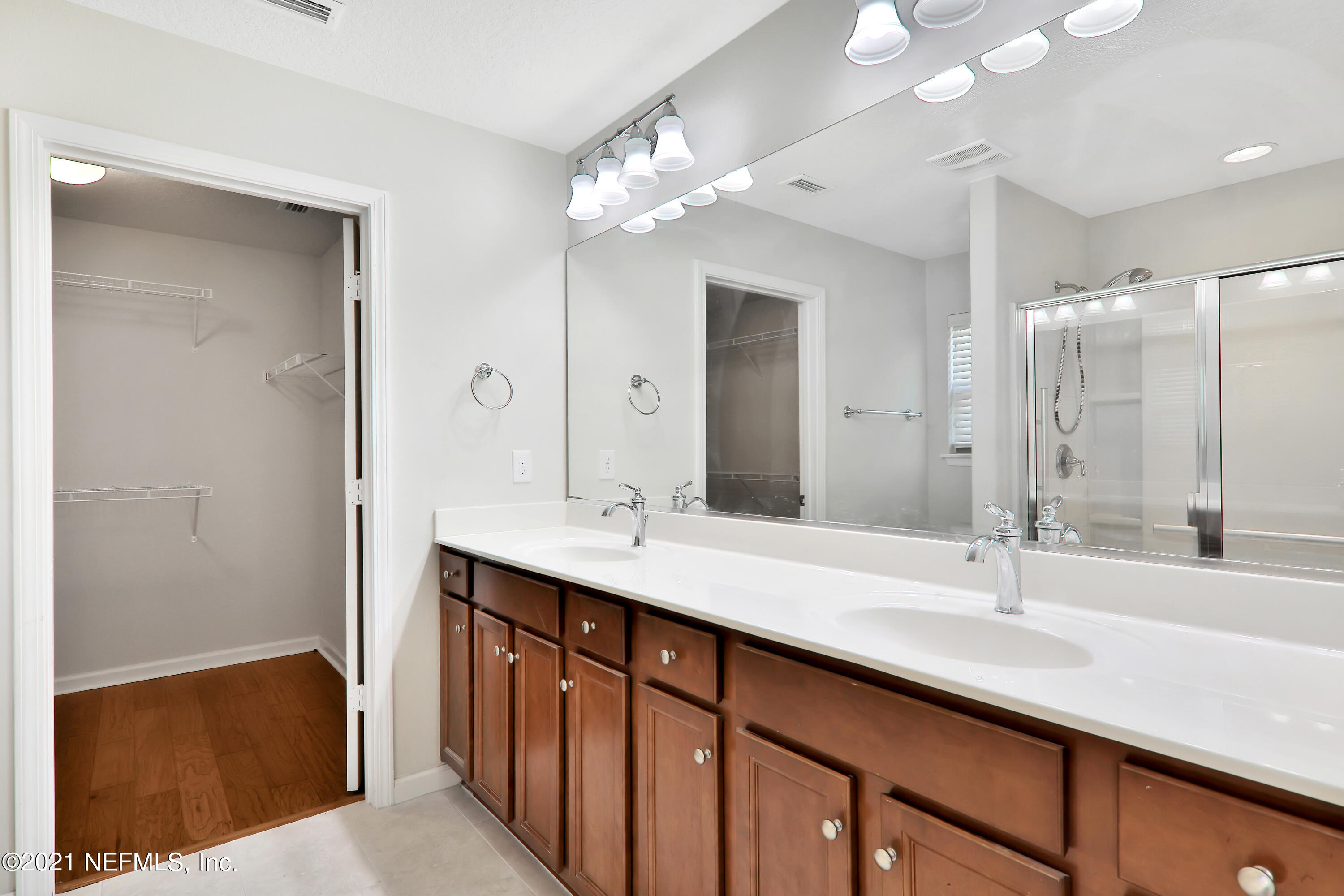 243 Hawks Harbor Road Ponte Vedra, FL 32081 - Photo 13 of 34 Primary Bath