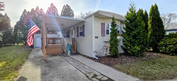 $42,000 | 601 Lindenwood Drive, Belvidere, IL 61008