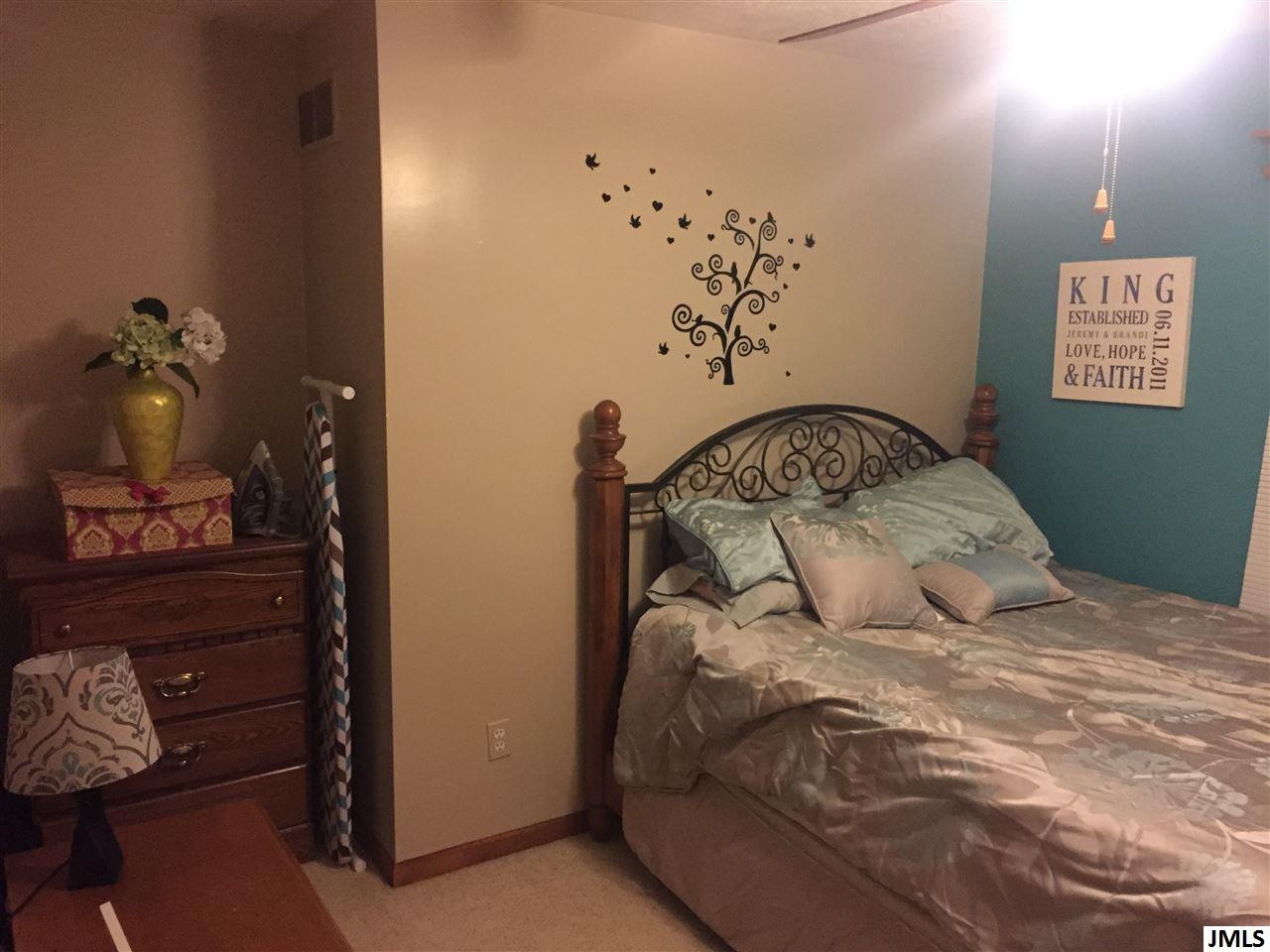 1815 Bunting Road Jackson, MI 49201 - Photo 13 of 25 Photo 13