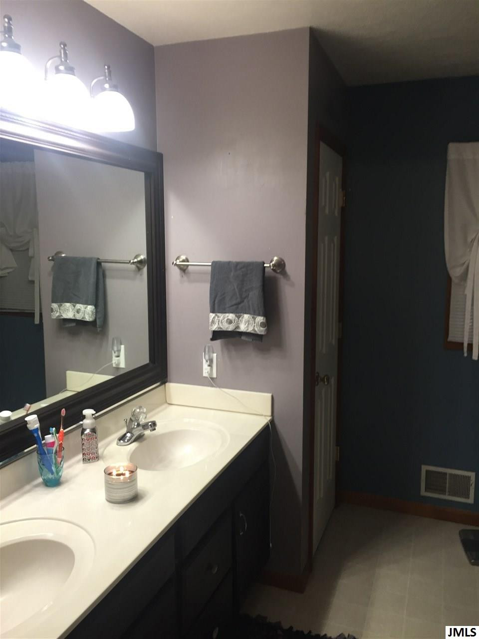 1815 Bunting Road Jackson, MI 49201 - Photo 18 of 25 Photo 18