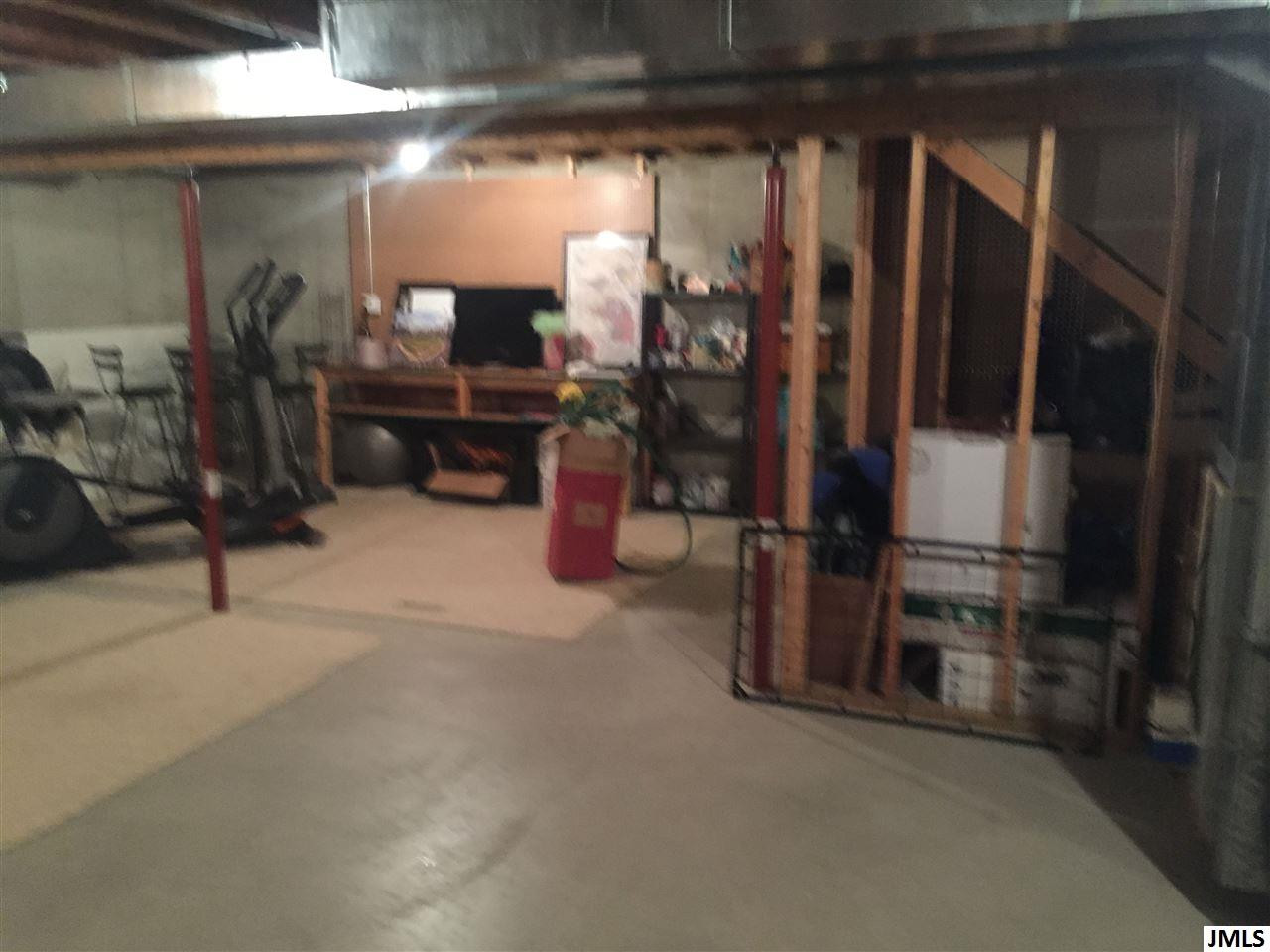 1815 Bunting Road Jackson, MI 49201 - Photo 23 of 25 Photo 23