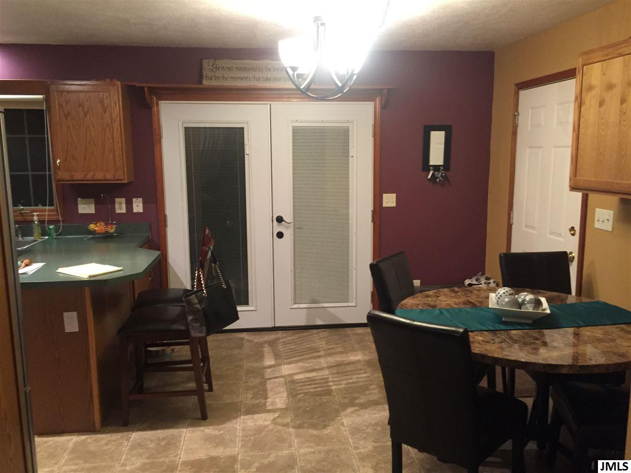 1815 Bunting Road Jackson, MI 49201 - Photo 5 of 25 Photo 5