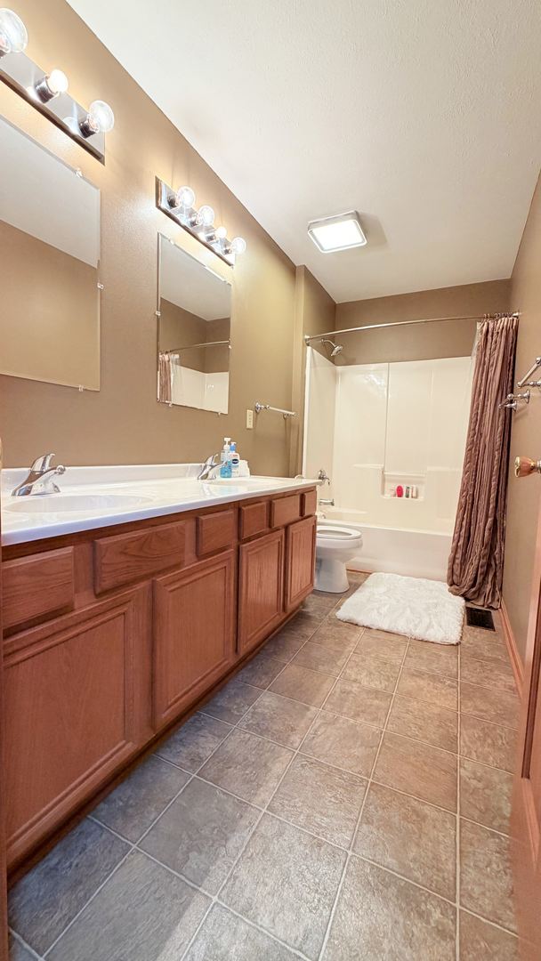 13375 Springhill Drive Winnebago, IL 61088 - Photo 25 of 32