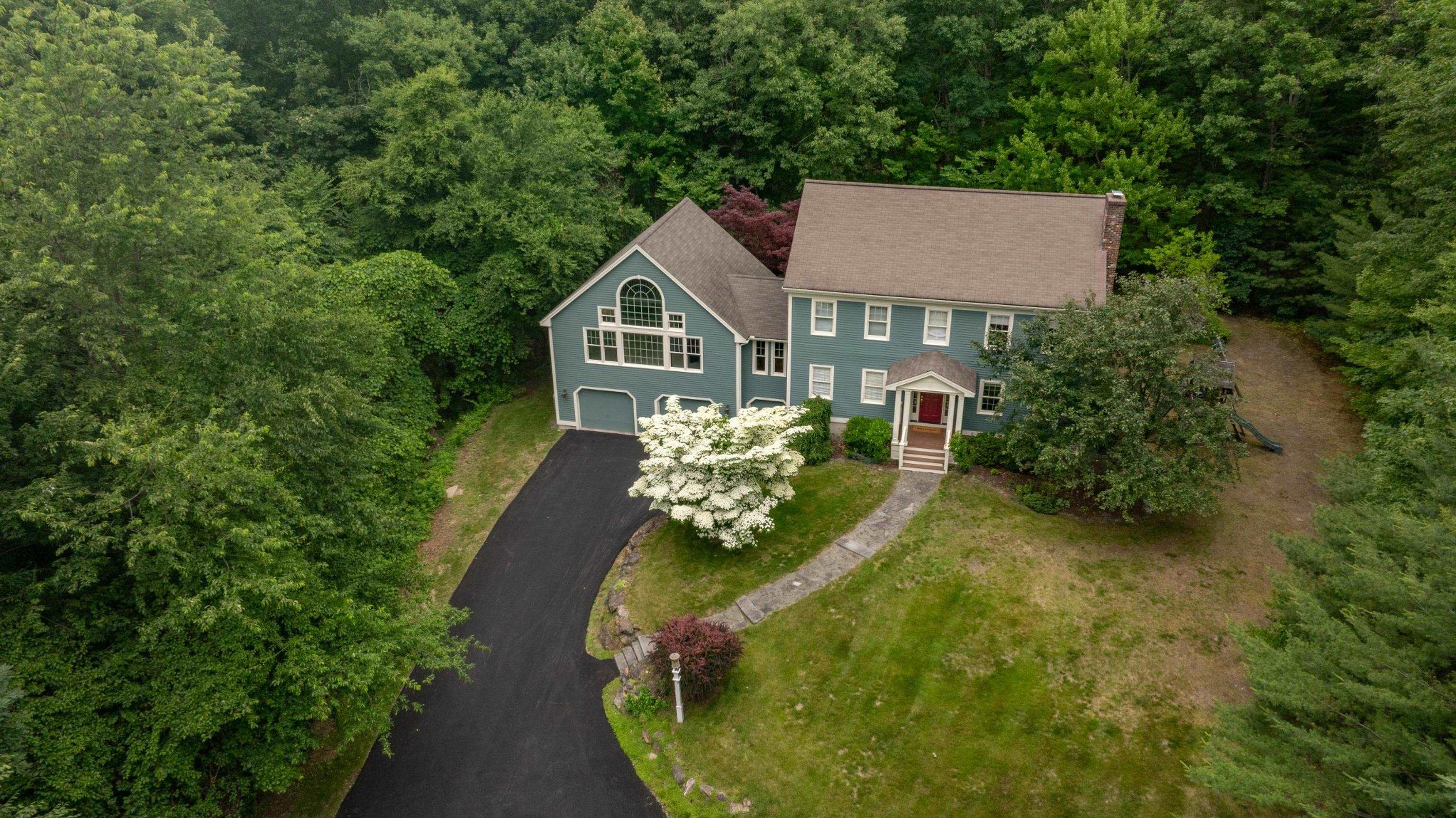 67 Sargent Road Hollis, NH 03049 - Photo 3 of 57