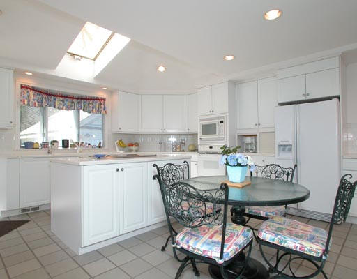 147 Plymouth Road Newton, MA 02461 - Photo 2 of 4 Gallery Image 2