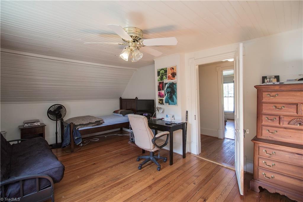 900 North Hamilton Street High Point, NC 27262 - Photo 6 of 13 Gallery Image 6