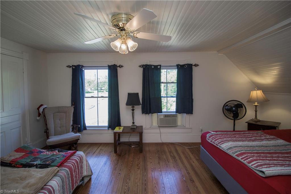 900 North Hamilton Street High Point, NC 27262 - Photo 7 of 13 Gallery Image 7