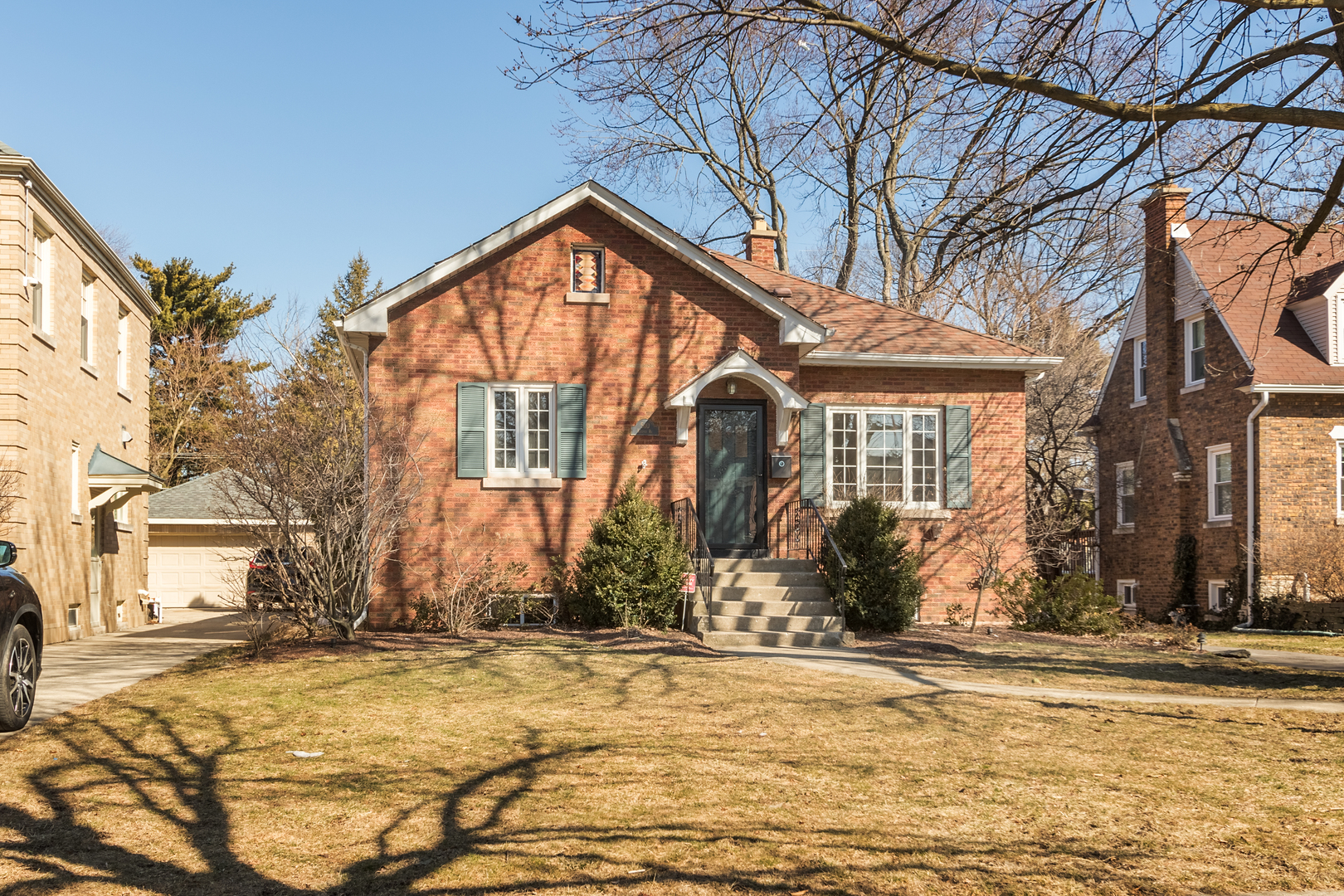 510 Uvedale Road Riverside, IL 60546 - Photo 3 of 44