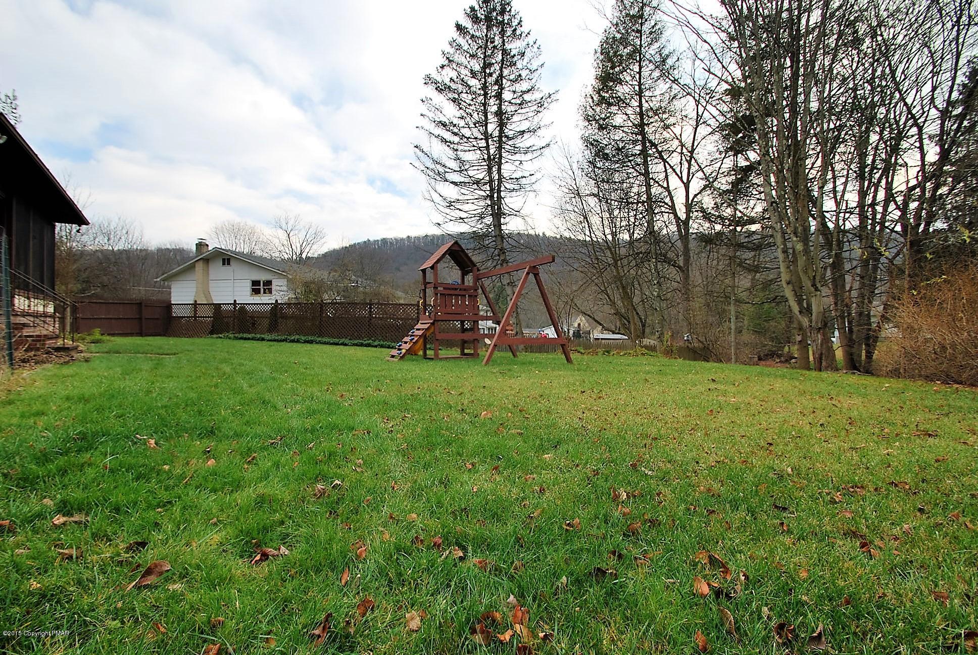 205 Valley Stream Road Stroudsburg, PA 18360 - Photo 46 of 50 Fenced Rear Yard