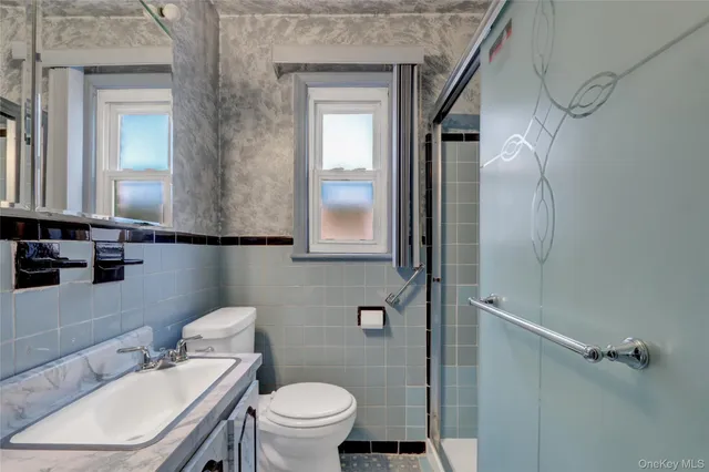 $859,000 | 81-25 258th Street | Floral Park