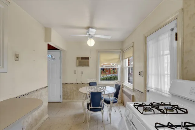 $859,000 | 81-25 258th Street | Floral Park