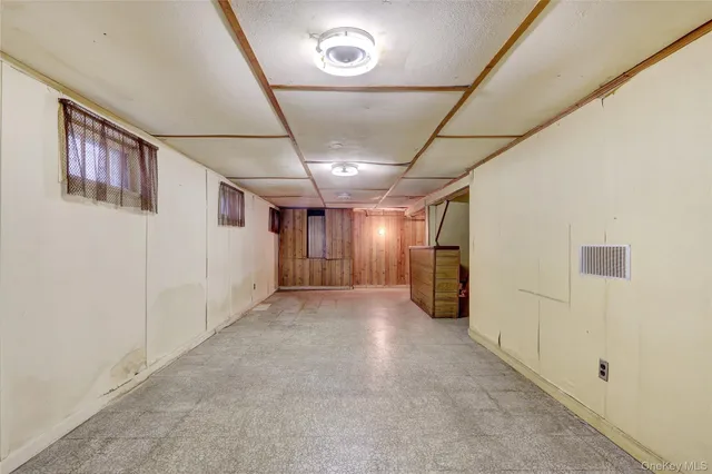 $859,000 | 81-25 258th Street | Floral Park