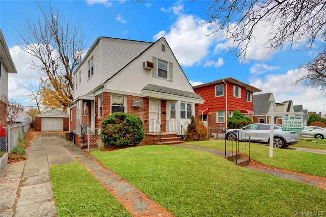$859,000 | 81-25 258th Street | Floral Park