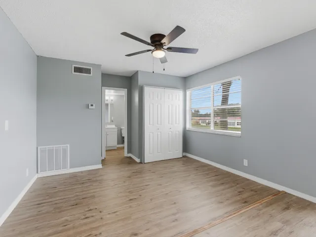 $2,200 | 135 Lake Carol Drive, Unit 135, West Palm Beach, FL 33411