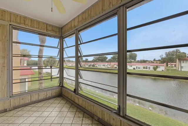 $2,200 | 135 Lake Carol Drive, Unit 135, West Palm Beach, FL 33411