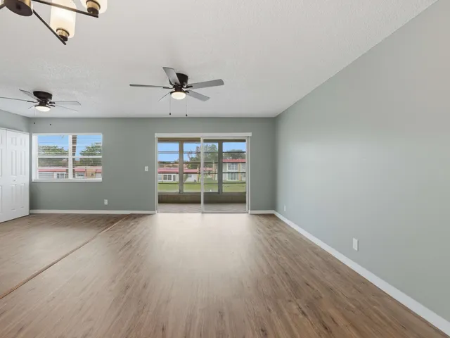 $2,200 | 135 Lake Carol Drive, Unit 135, West Palm Beach, FL 33411