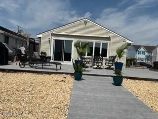 $2,800 | 3407 Bergen Avenue, Toms River, NJ 08753