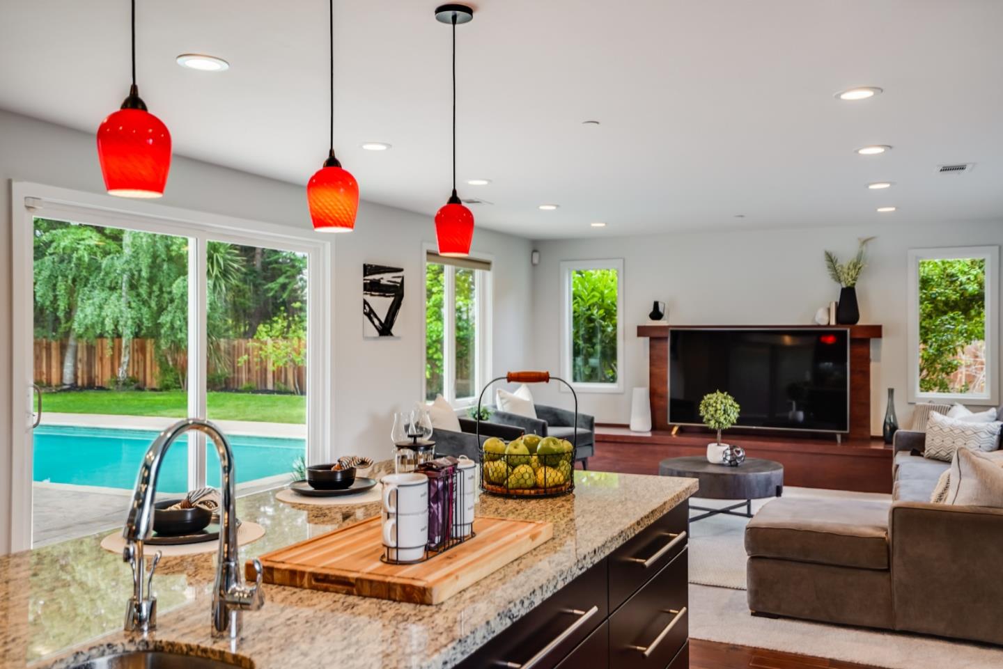 309 Darrell Road Burlingame, CA 94010 - Photo 23 of 94