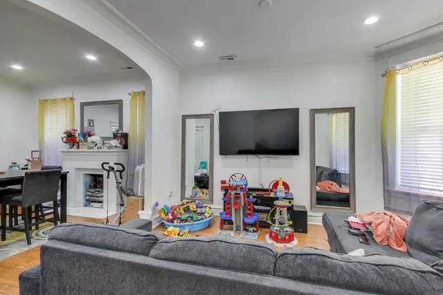 $455,000 | 6149 South Rhodes Avenue, Chicago, IL 60637