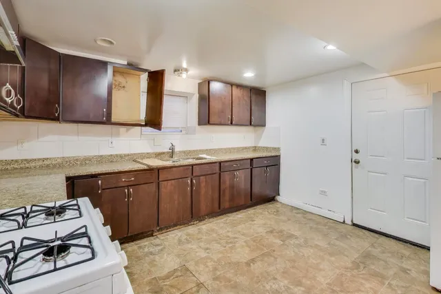 $455,000 | 6149 South Rhodes Avenue, Chicago, IL 60637