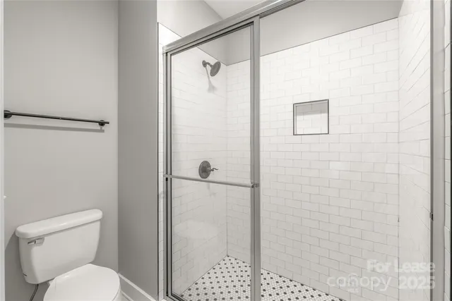 $2,650 | 712 Seldon Drive, Charlotte, NC 28216