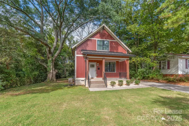 $2,650 | 712 Seldon Drive, Charlotte, NC 28216