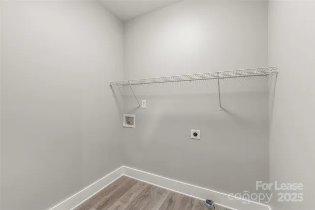 $2,650 | 712 Seldon Drive, Charlotte, NC 28216