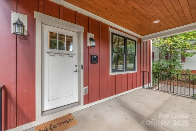 $2,650 | 712 Seldon Drive, Charlotte, NC 28216