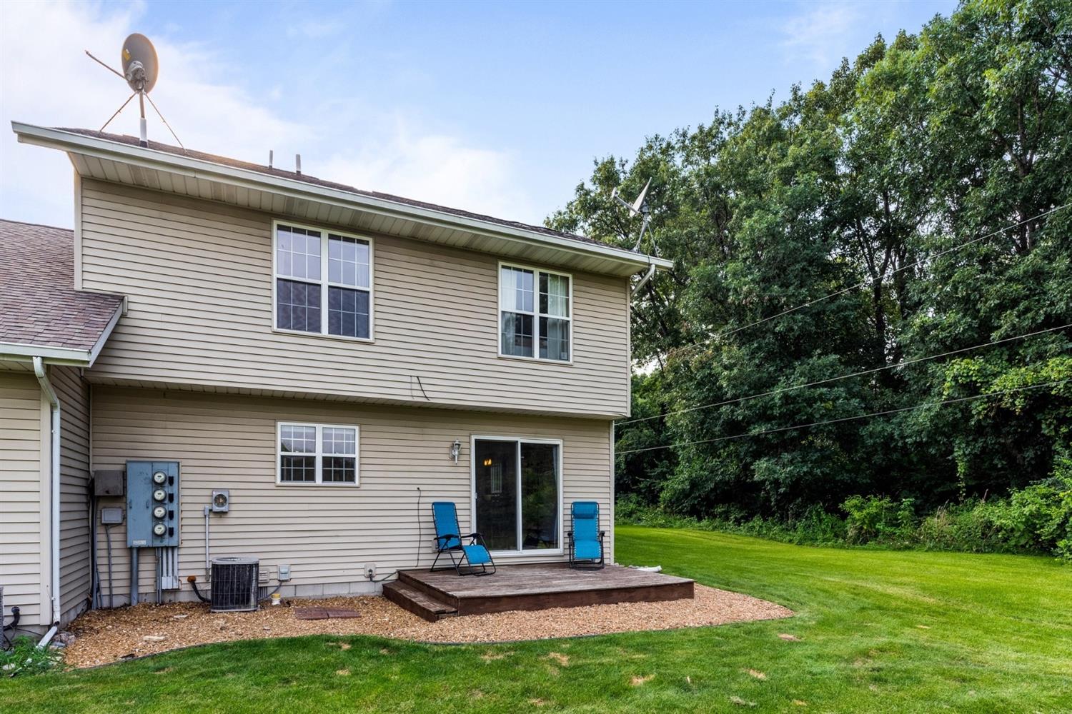 820 8th Place Southwest, Unit D De Motte, IN 46310 - Photo 15 of 17 1500x1000