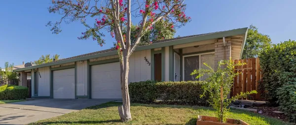 $646,000 | 5932 Bourbon Drive, Carmichael, CA 95608