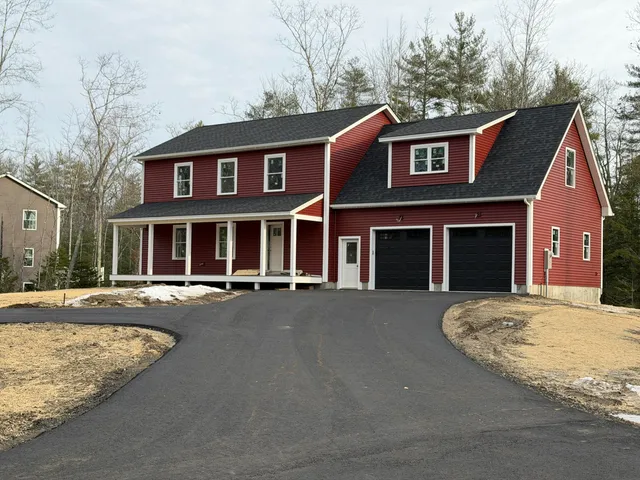 $799,000 | 5 Gigi Lane, Kennebunk, ME 04043