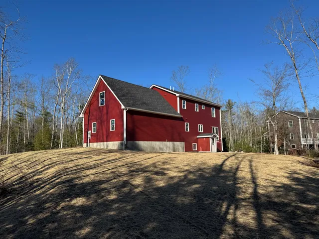 $799,000 | 5 Gigi Lane, Kennebunk, ME 04043