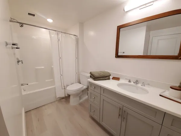 $3,380 | 195 Mechanic Street, Unit 107, Lebanon, NH 03766