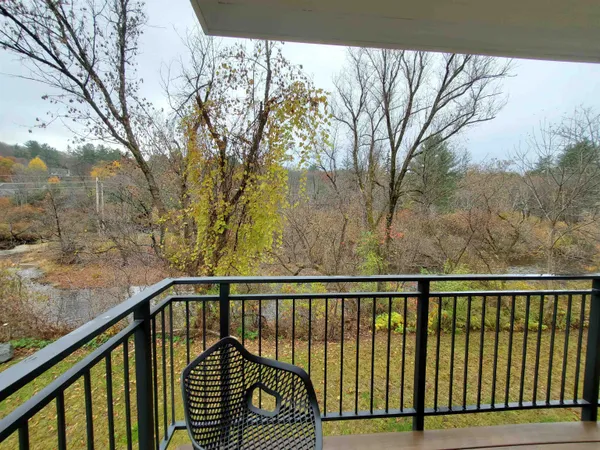 $3,380 | 195 Mechanic Street, Unit 107, Lebanon, NH 03766