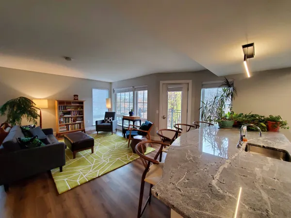 $3,380 | 195 Mechanic Street, Unit 107, Lebanon, NH 03766