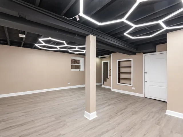 $290,000 | 7634 South May Street, Chicago, IL 60620