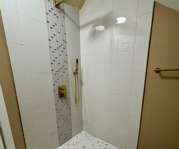 $290,000 | 7634 South May Street, Chicago, IL 60620