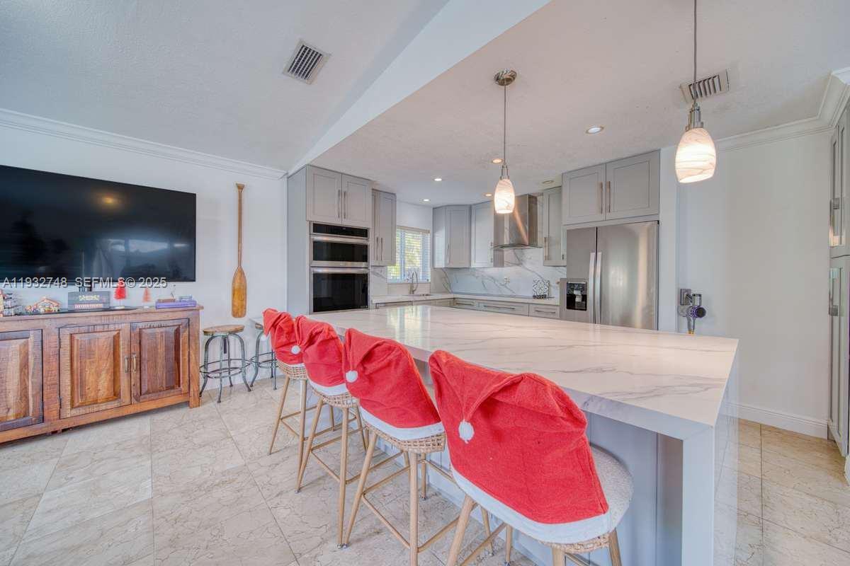 13220 Southwest 84th Avenue Pinecrest, FL 33156 - Photo 13 of 25