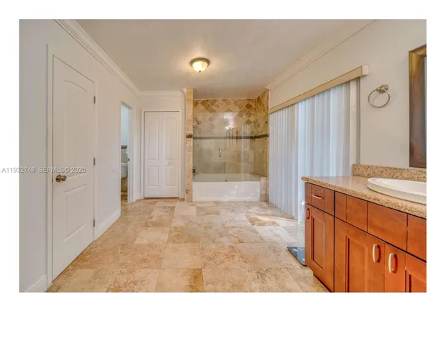 $6,400 | 13220 Southwest 84th Avenue, Pinecrest, FL 33156