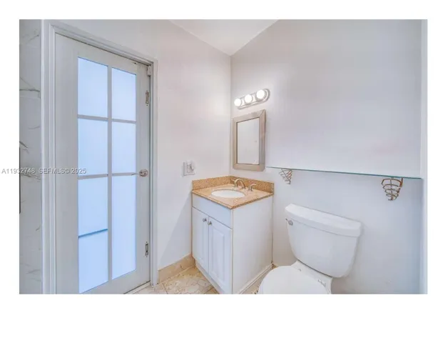 $6,400 | 13220 Southwest 84th Avenue, Pinecrest, FL 33156