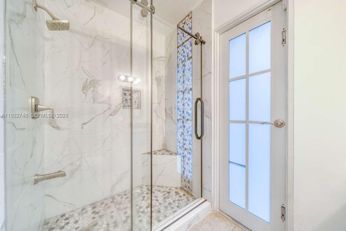 13220 Southwest 84th Avenue Pinecrest, FL 33156 - Photo 3 of 25