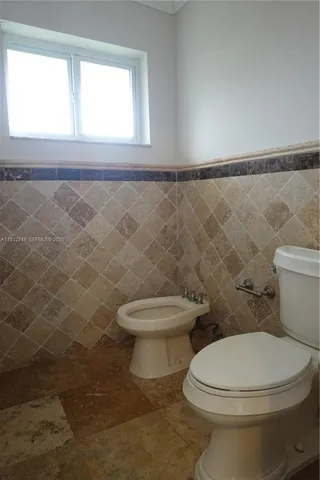 $6,400 | 13220 Southwest 84th Avenue, Pinecrest, FL 33156