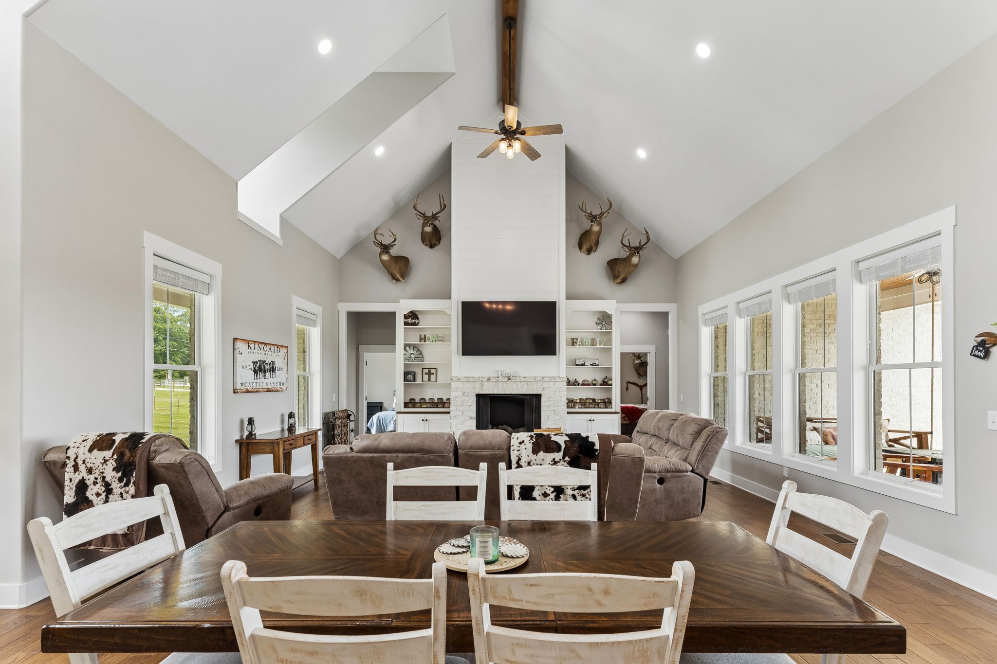 5247 Flat Creek Road Spring Hill, TN 37174 - Photo 6 of 59 Gallery Image 6
