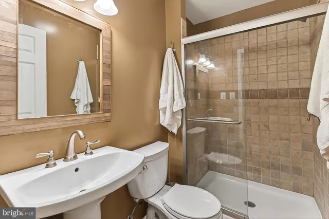 $650,000 | 8445 Carmela Circle, Springfield, VA 22153